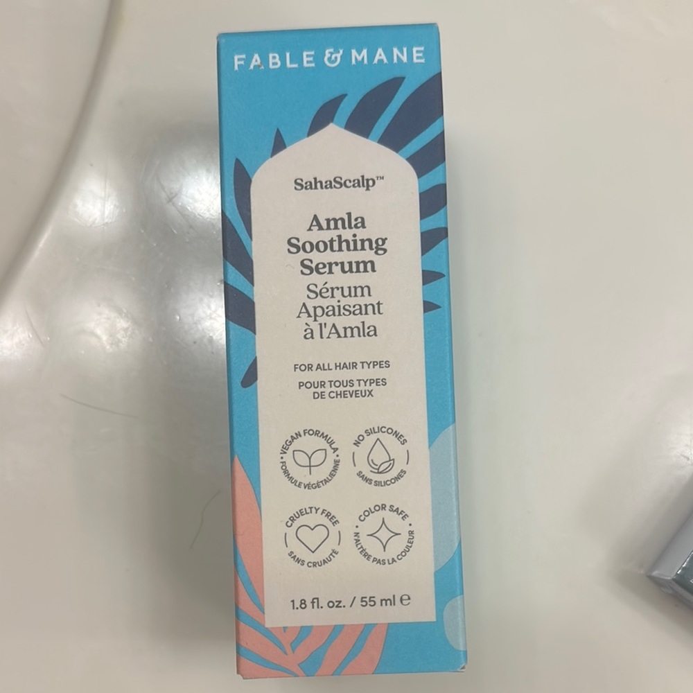 Amla Soothing Serum - Blue and White